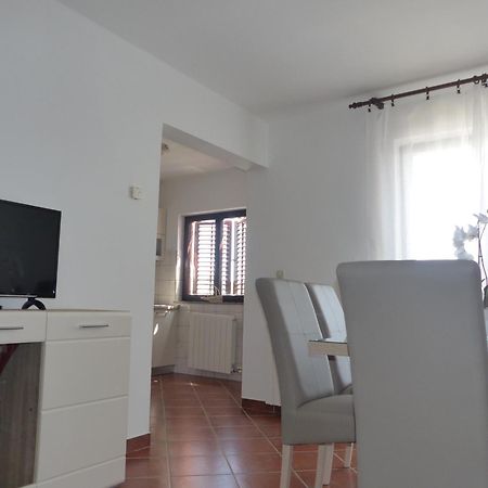 Charming Apartments In Pula Ngoại thất bức ảnh