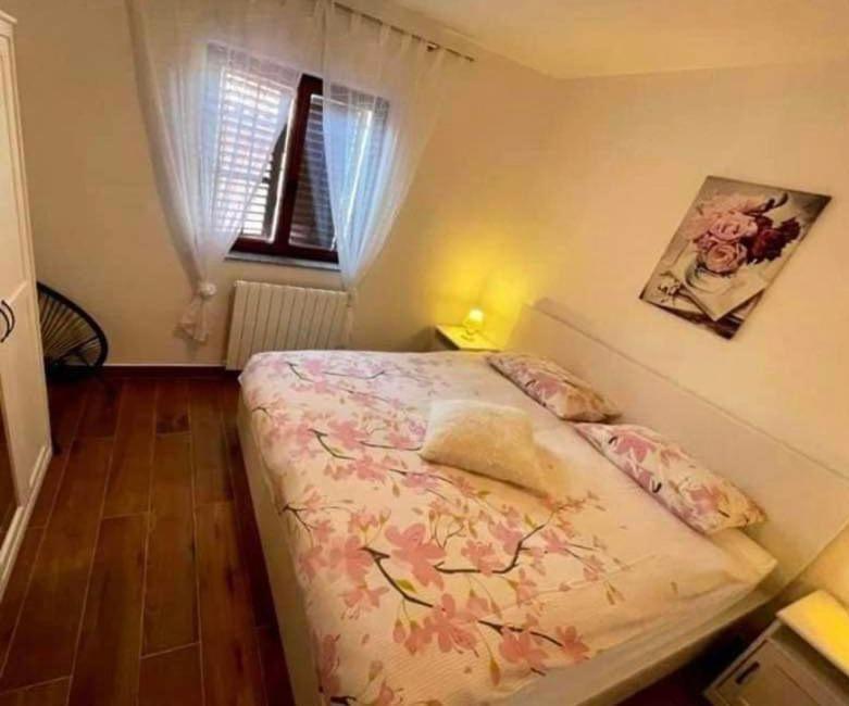 Charming Apartments In Pula Ngoại thất bức ảnh